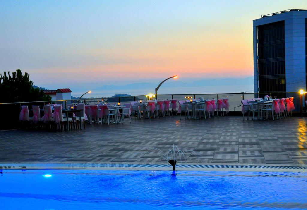 Comfort Ada Class Hotel Kusadası Esterno foto