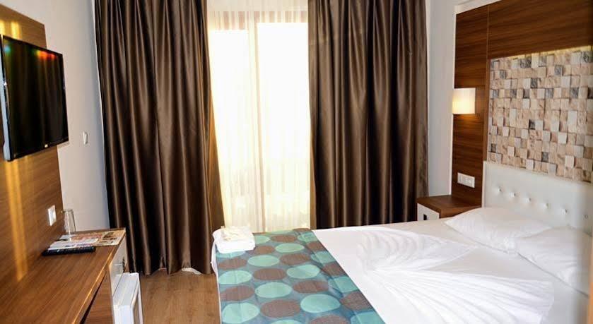 Comfort Ada Class Hotel Kusadası Esterno foto